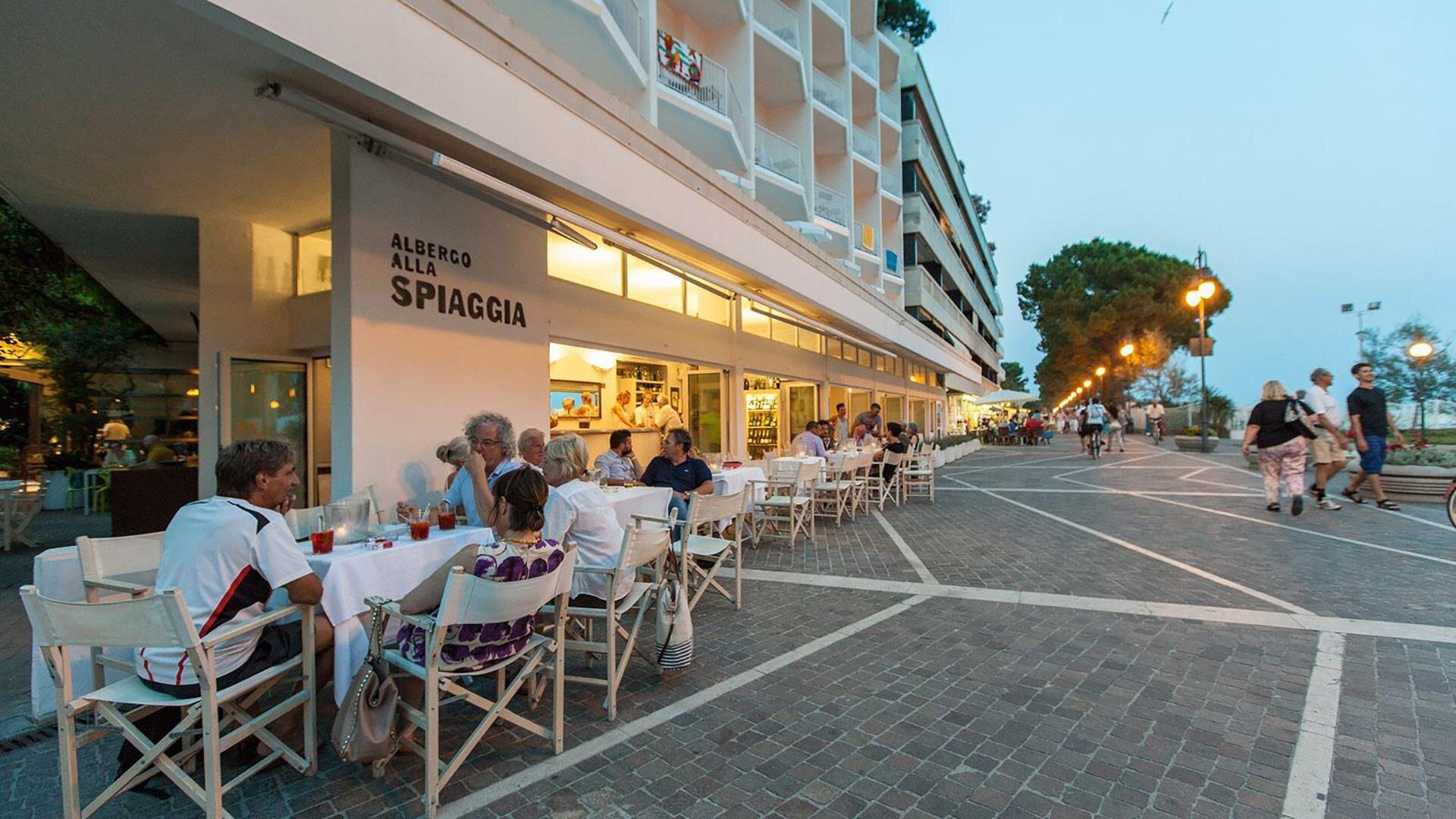 ALLA SPIAGGIA