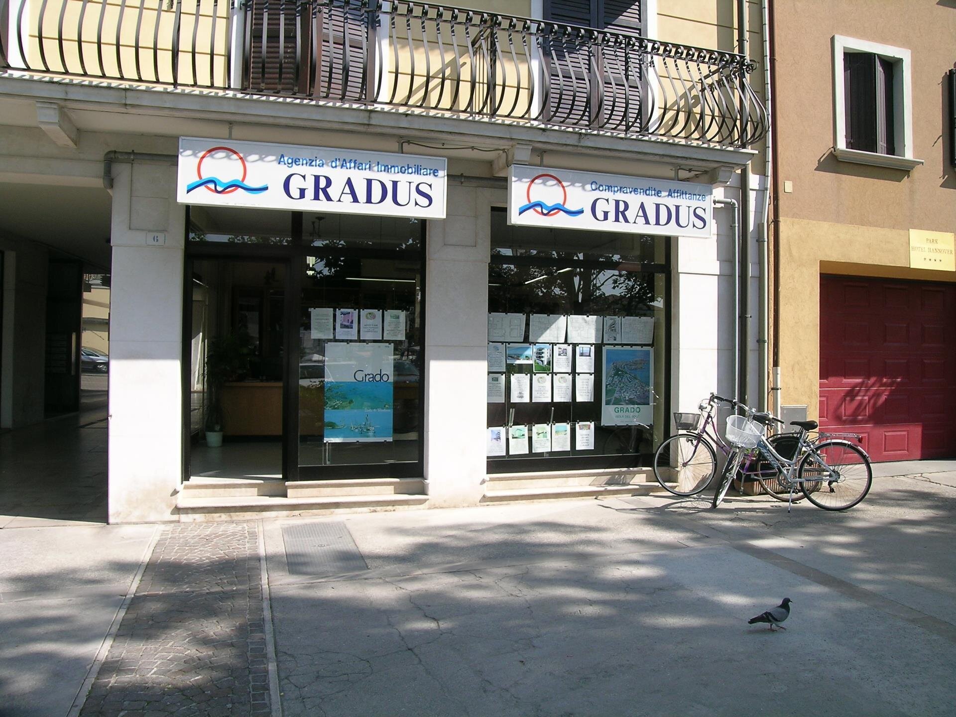 GRADUS