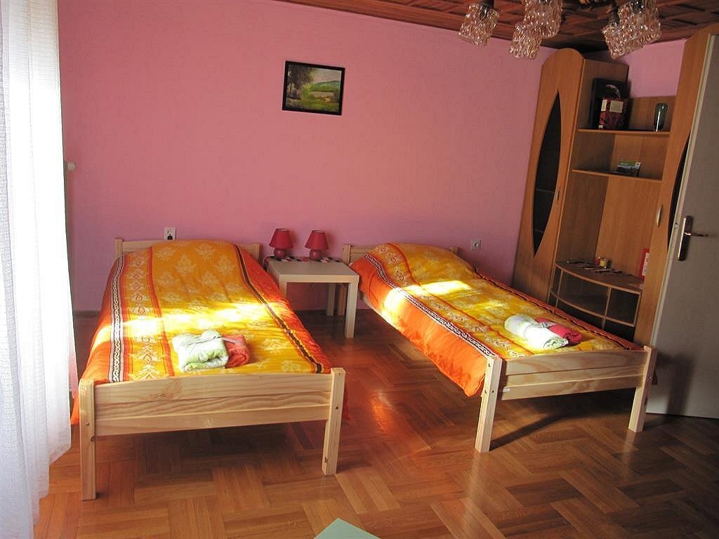 Rooms Pri Brišarju