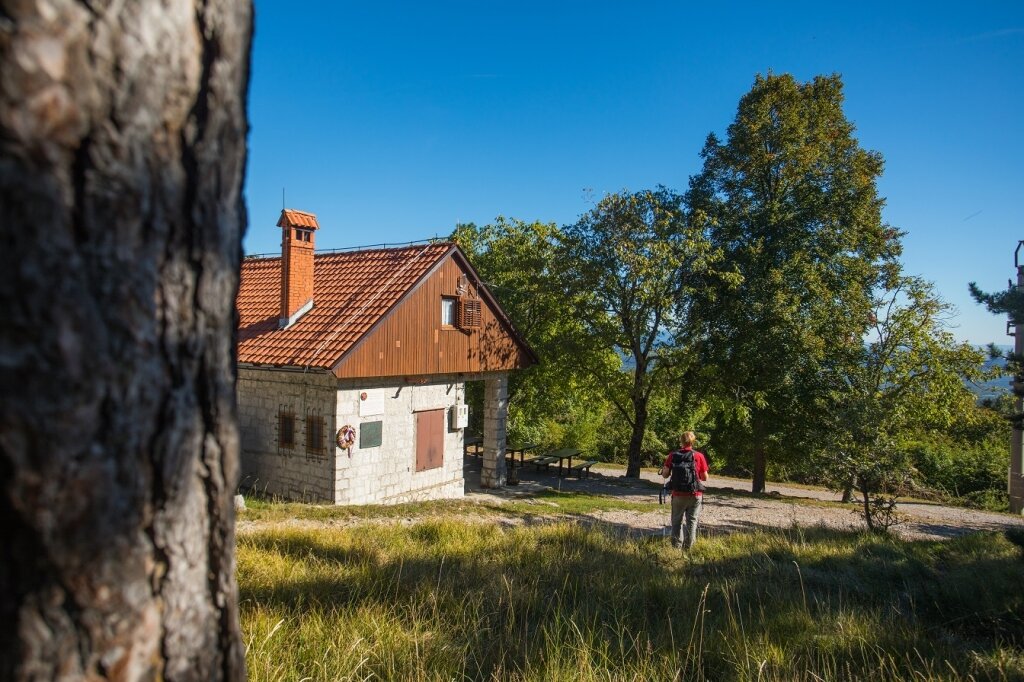 Stjenkova koča Trstelj