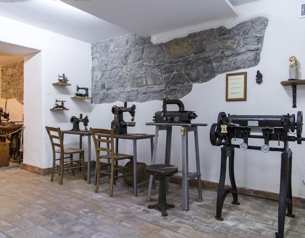 Upload Gallery 23 Evljarski Muzej Tadej Petejan 2 Upload Gallery 23 Evljarski Muzej Tadej Petejan 2