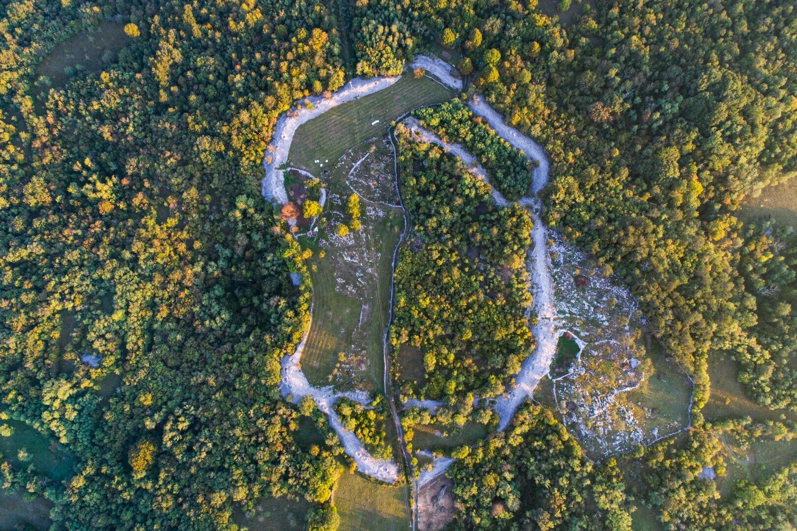 Sito archeologico Debela griža, Volčji Grad