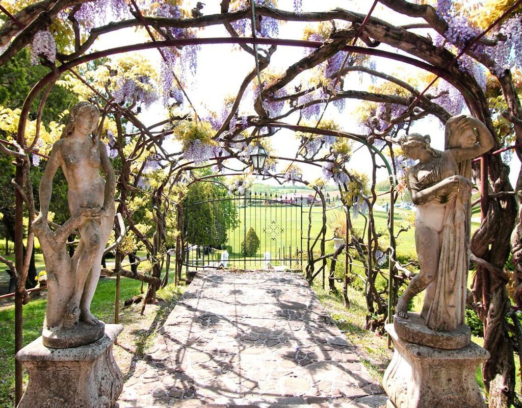 Giardino E Parco Del Castello Di Spessa Tfvg 78852