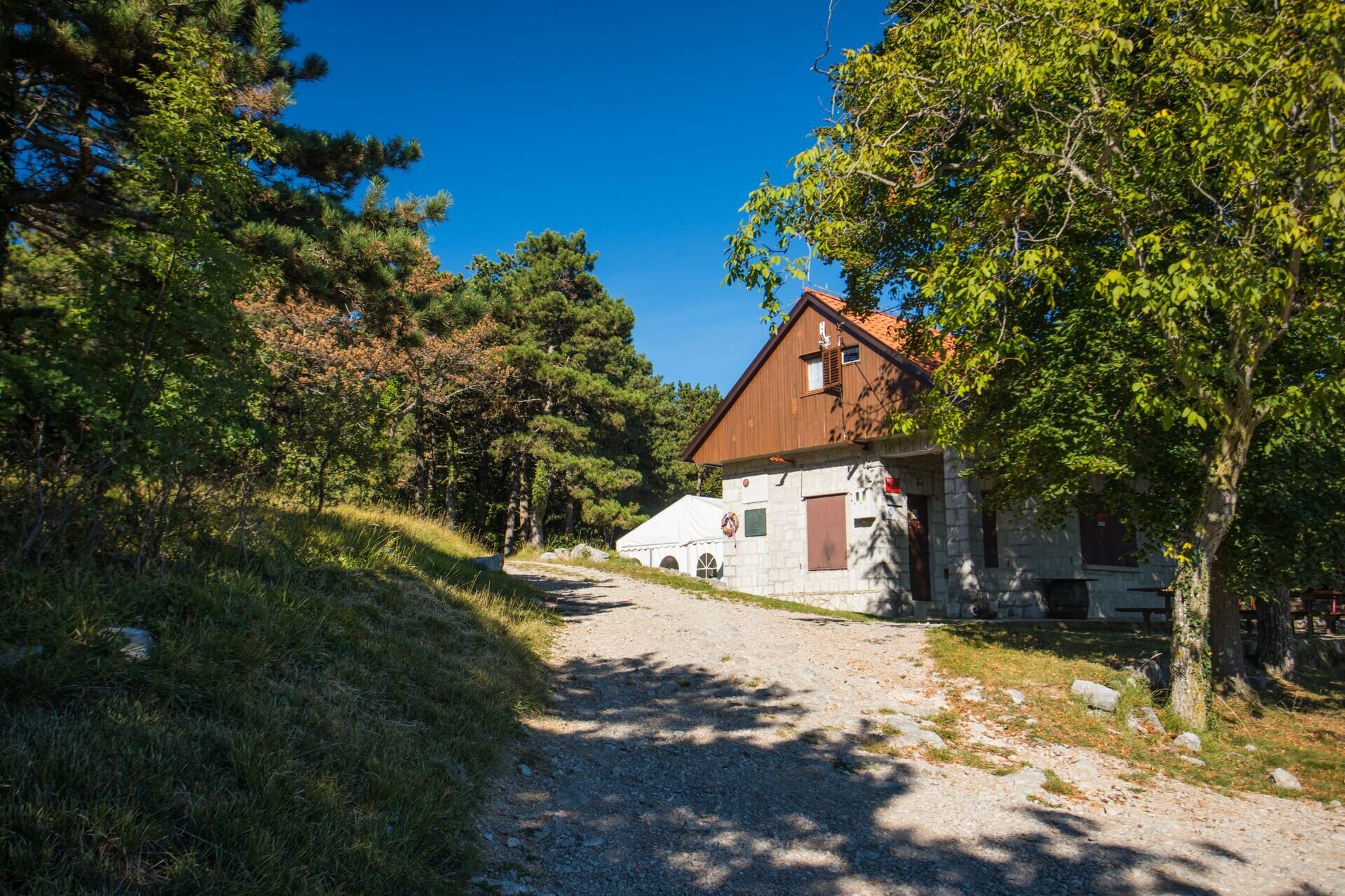 Lodge Stenjkova koča Trstelj